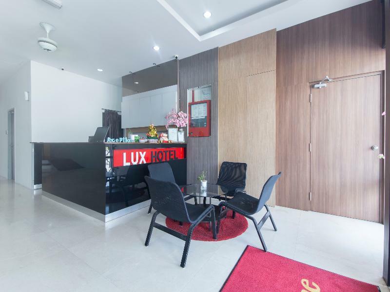 טלוק אינטן Lux Hotel מראה חיצוני תמונה