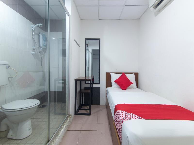 טלוק אינטן Lux Hotel מראה חיצוני תמונה