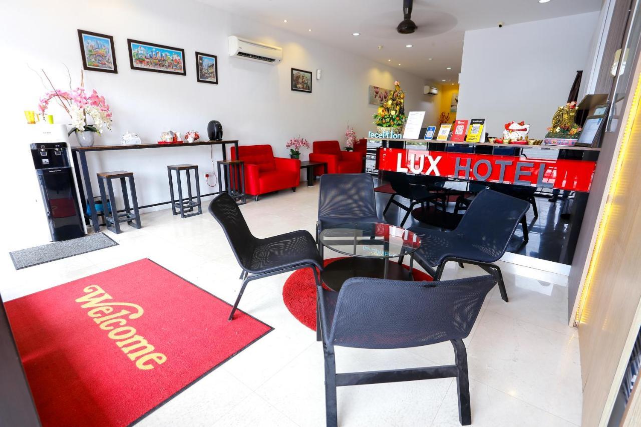 טלוק אינטן Lux Hotel מראה חיצוני תמונה